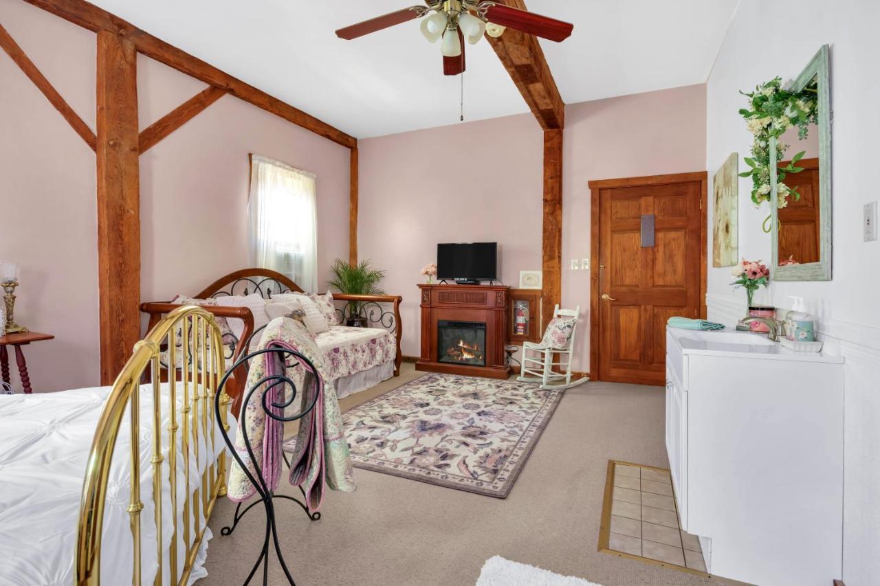 Osceola Mill Dining&Lodging Steeles Tavern Esterno foto